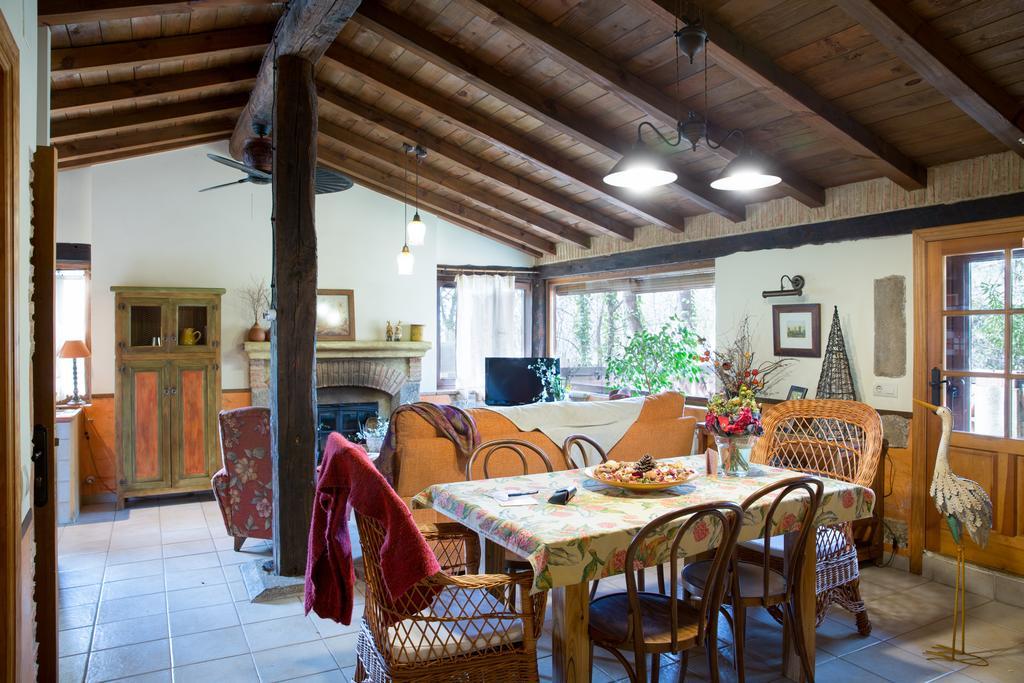 נבאקונסחו Casa Rural La Casa Del Bosque מראה חיצוני תמונה