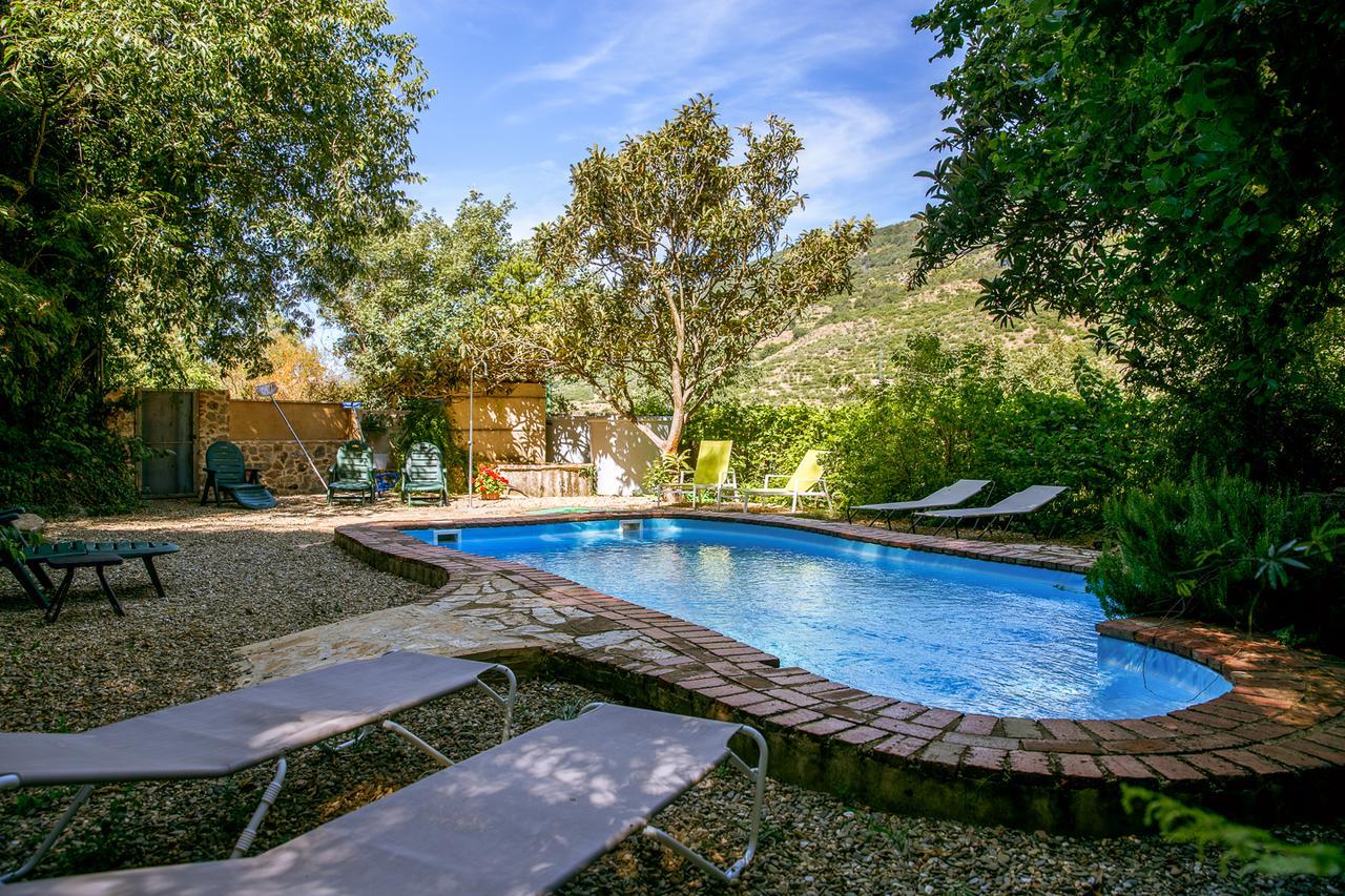נבאקונסחו Casa Rural La Casa Del Bosque מראה חיצוני תמונה
